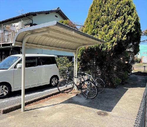 その他共有部分　屋根付き自転車置き場
