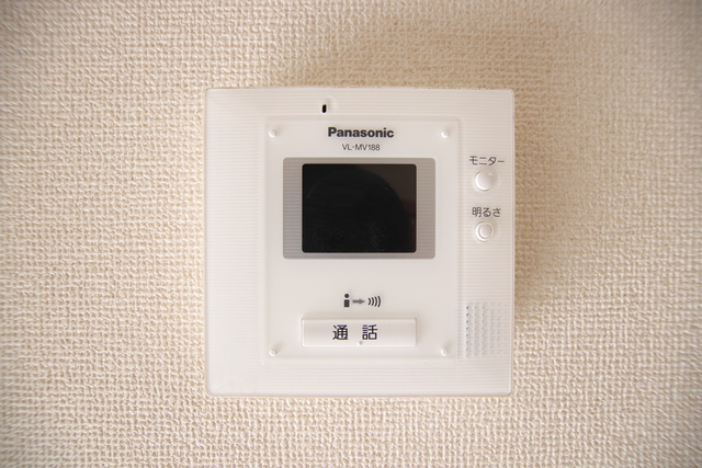 セキュリティ　※別室参考写真※ＴＶモニターホン付で来客確認できます