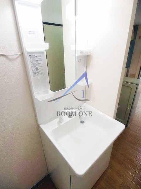 洗面設備　洗面台です。