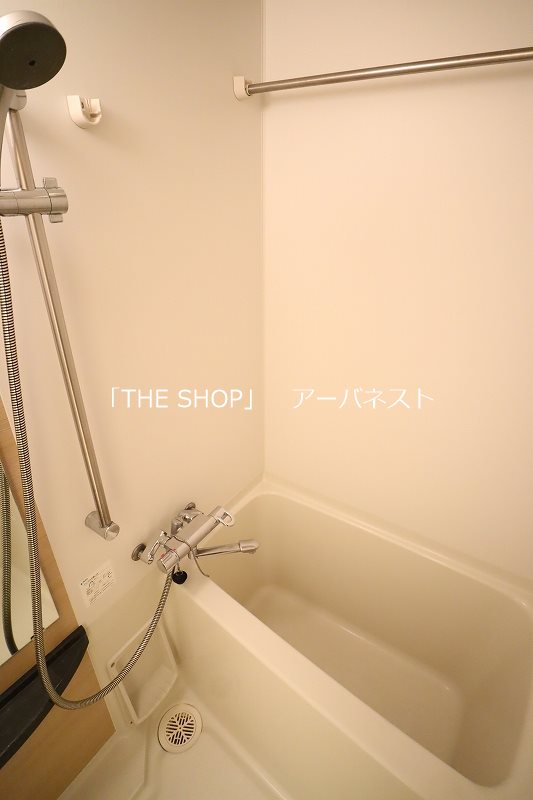 バス・シャワールーム　浴室乾燥機付き