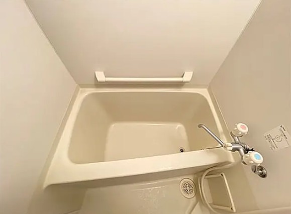 バス・シャワールーム　風呂