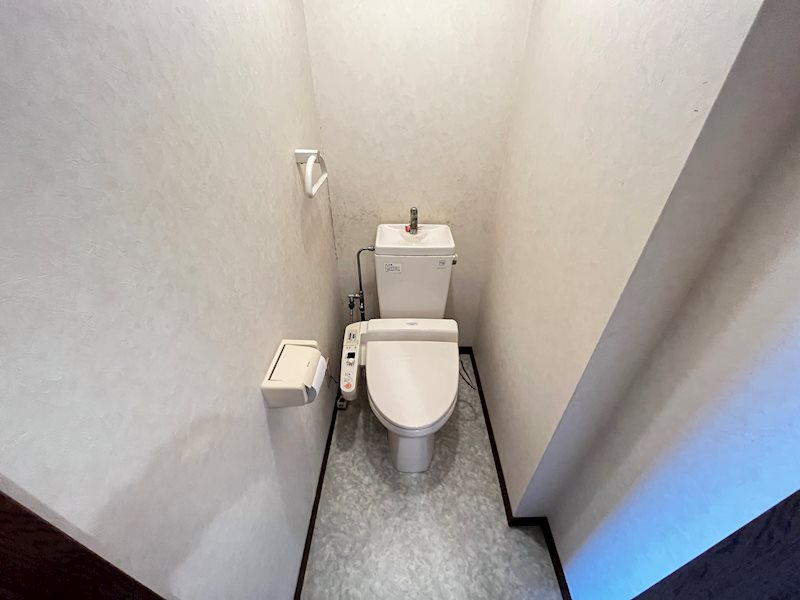 トイレ　別号室イメージ