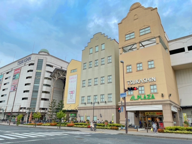 ショッピングセンター　つかしん（ショッピングセンター）まで939m