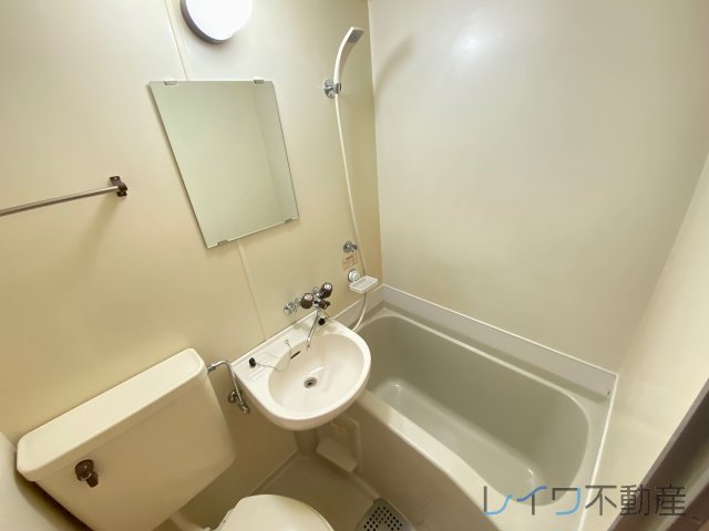 バス・シャワールーム　ゆったり過ごせるお風呂です