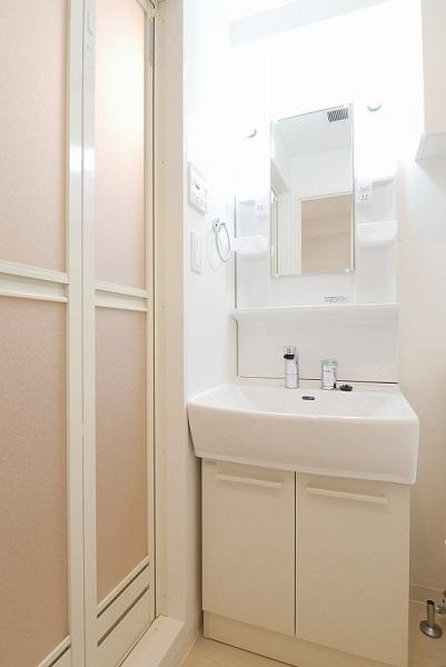 洗面設備　☆嬉しい独立洗面台☆