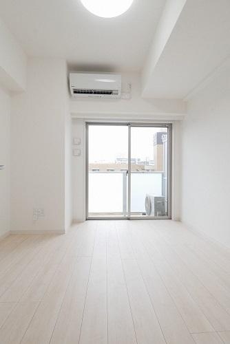 居室・リビング　☆明るい洋室☆