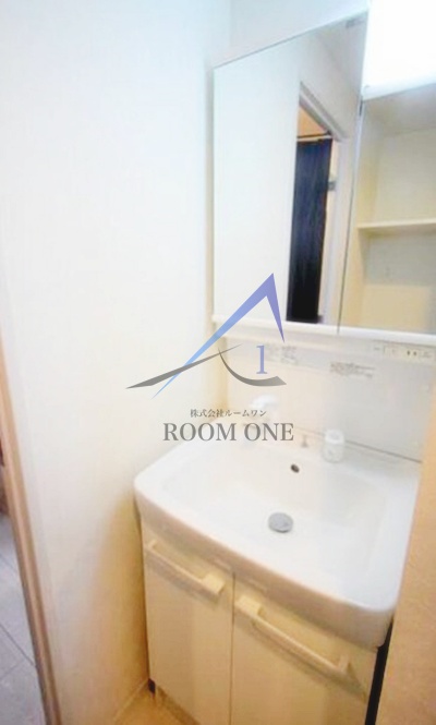 洗面設備　洗面台です。