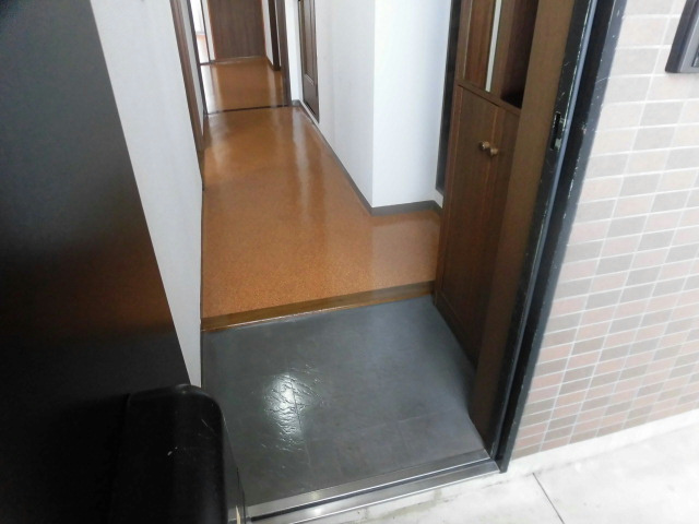 玄関　同型タイプ