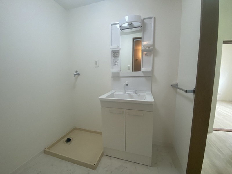 洗面設備　反転部屋参考