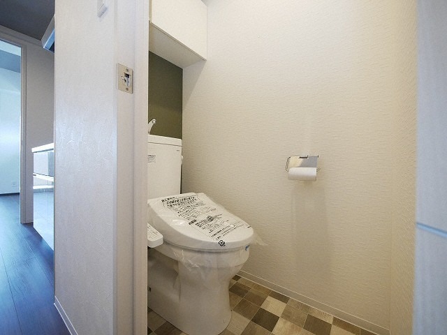 トイレ　別号室