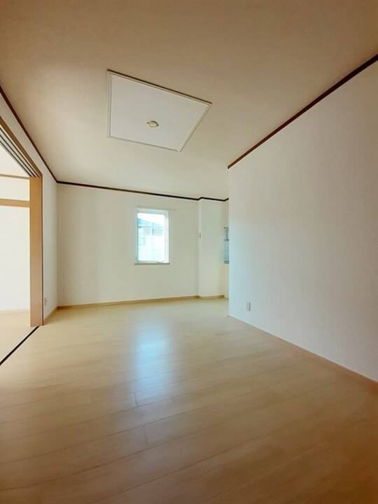 居室・リビング　リビング