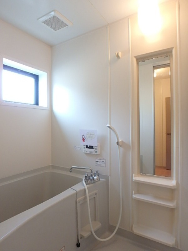 バス・シャワールーム　図面と現状に相違がある場合には現状を優先