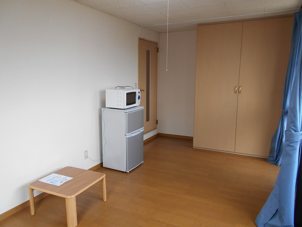 居室・リビング　現況を優先いたします。