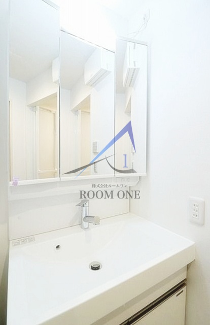 洗面設備　洗面台です。