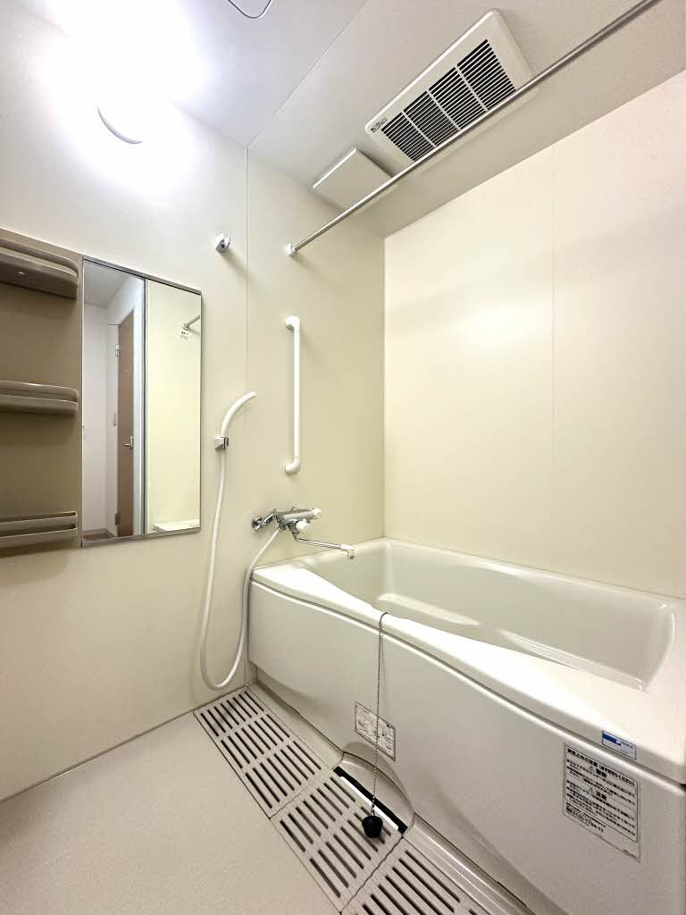 バス・シャワールーム　浴室