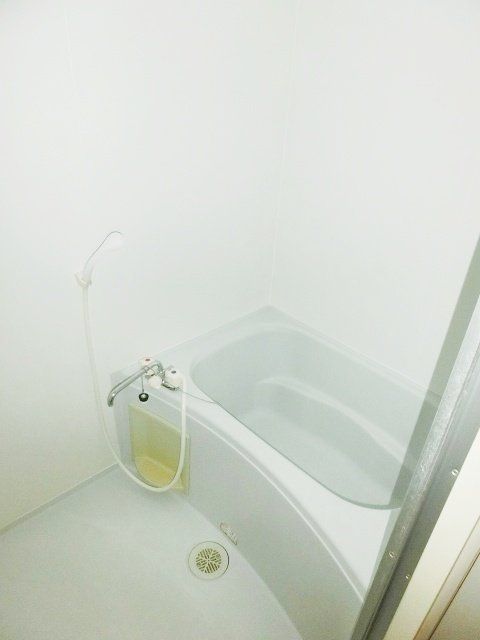 バス・シャワールーム　お風呂で毎日の疲れもスッキリ