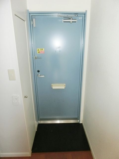 玄関　シューズボックス付きの玄関