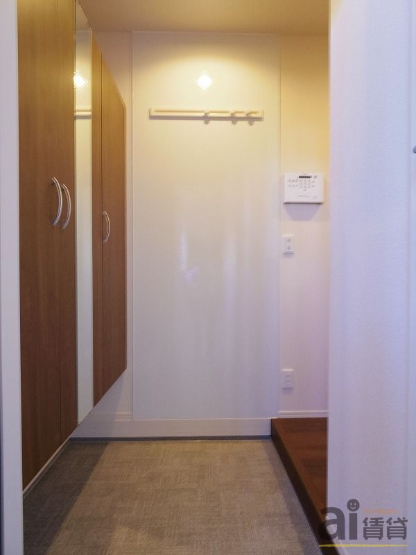 玄関　※同仕様写真です