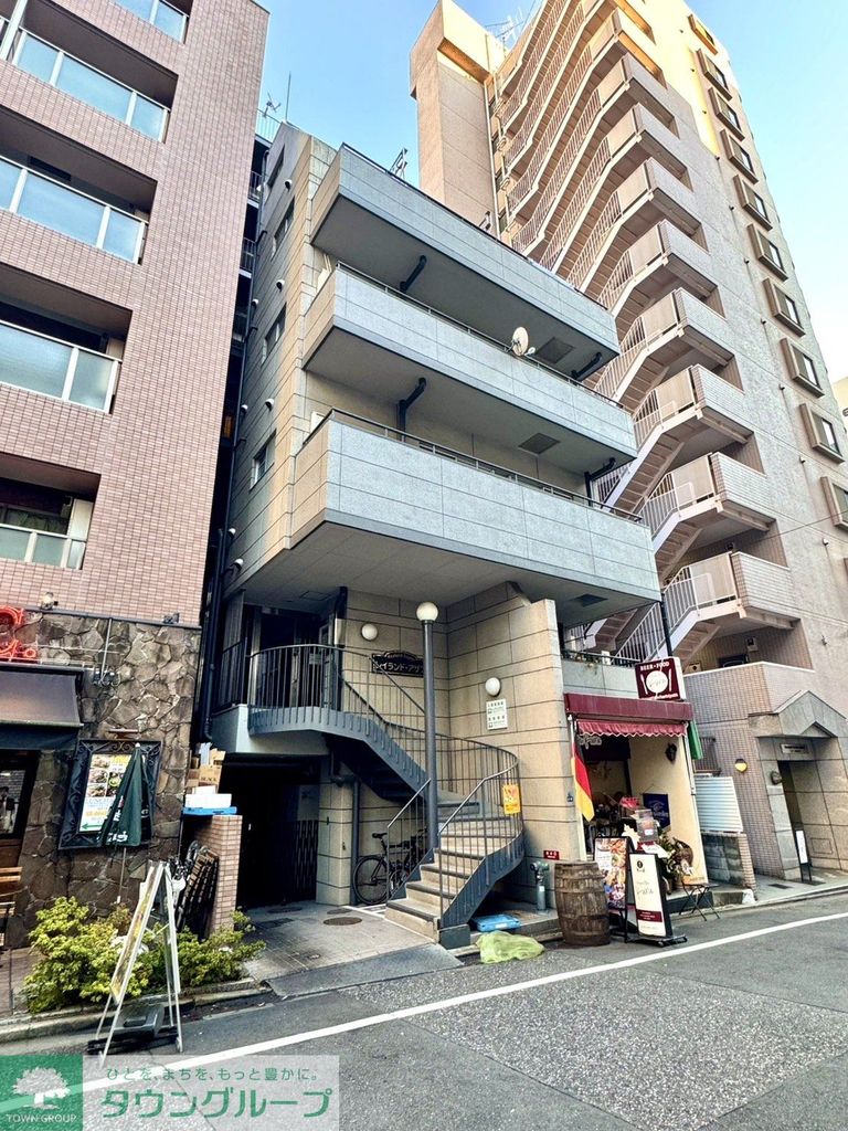 建物外観　★麻布十番駅より徒歩１分の好立っ地★