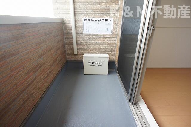 バルコニー　バルコニーがあります