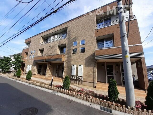 建物外観　外はこのようになっています