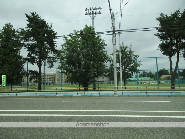 高校・高専　帯広柏葉高校（高校・高専）まで671m