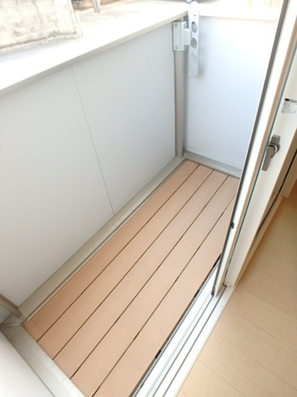 バルコニー　図面と現状に相違がある場合には現状を優先