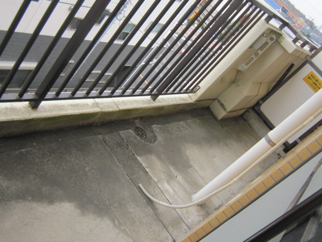 バルコニー　同物件別部屋の写真です