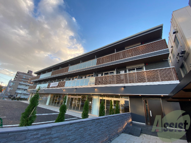 建物外観　仙台市太白区長町南３丁目「デサフィオ長町南百番館」