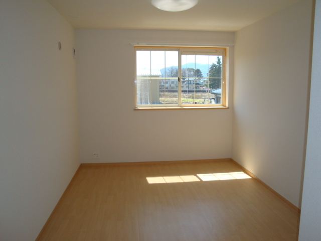 その他　南側洋室