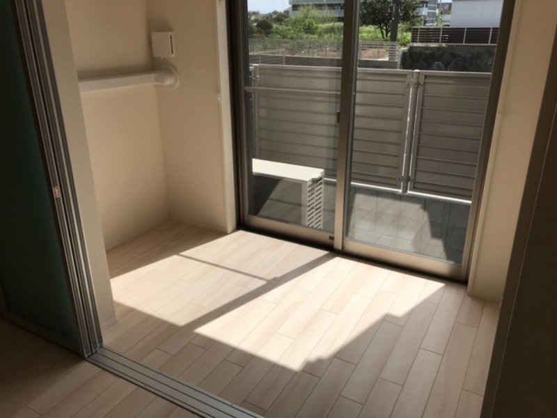 バルコニー　図面と現状に相違がある場合には現状を優先