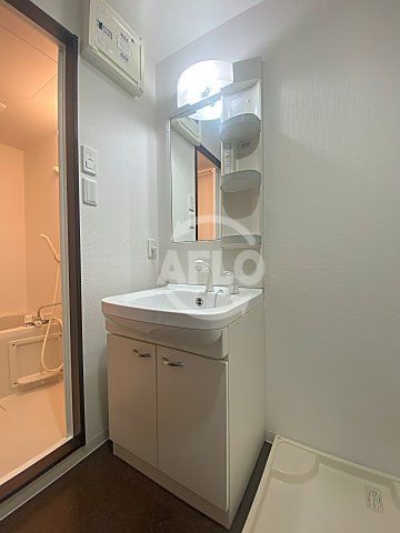 洗面設備　ラスぺランザ森ノ宮　独立洗面台