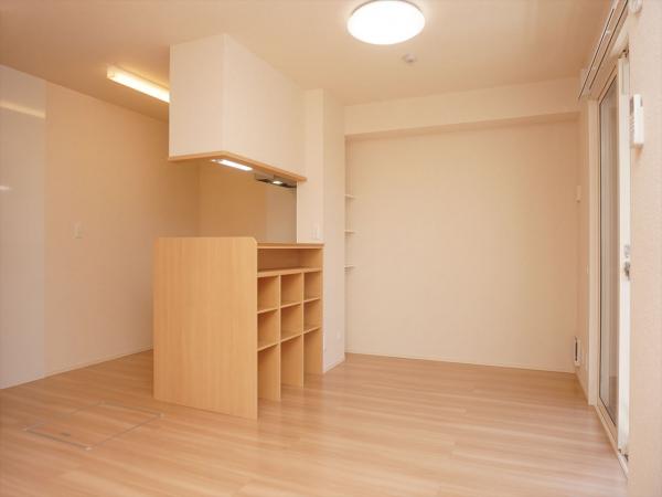 居室・リビング　内装