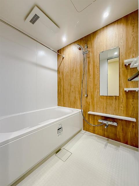 バス・シャワールーム　※写真は同タイプ住戸です。