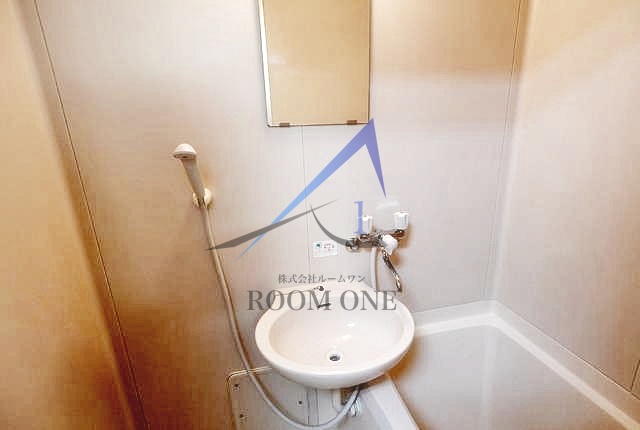 洗面設備　洗面台です。