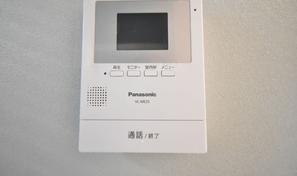 セキュリティ　来訪者が分かる安心のTVインターホンです。