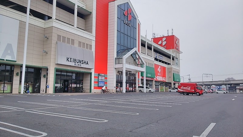 ショッピングセンター　岡山モール（ショッピングセンター）まで511m