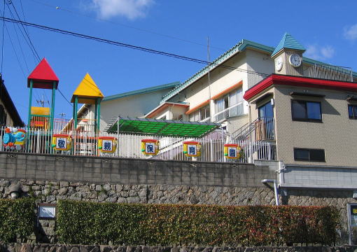 幼稚園・保育園　しろばら保育園（幼稚園・保育園）まで467m
