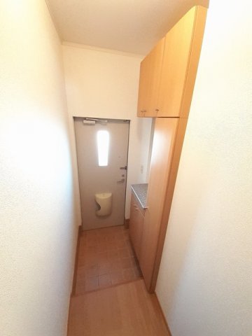玄関　明るい玄関です