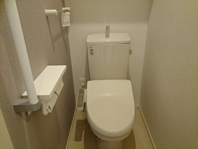 トイレ　トイレもきれいです