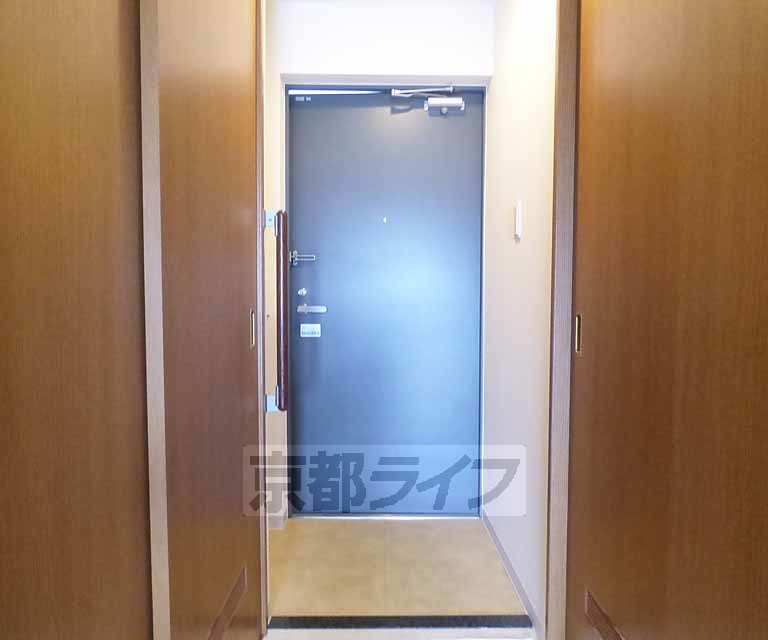 玄関　玄関です。