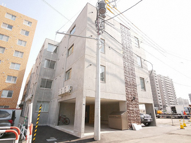 建物外観　☆物件名【ハイマート豊平】とお伝え下さい！