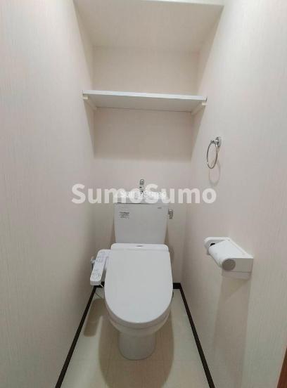 トイレ　落ち着いたトイレです