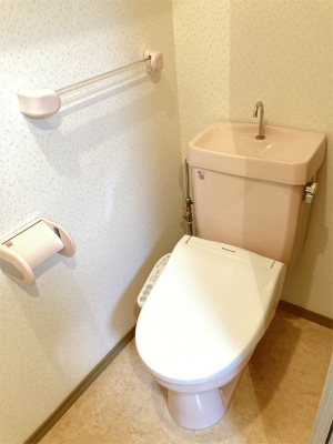 トイレ　※同物件・同タイプの写真です。