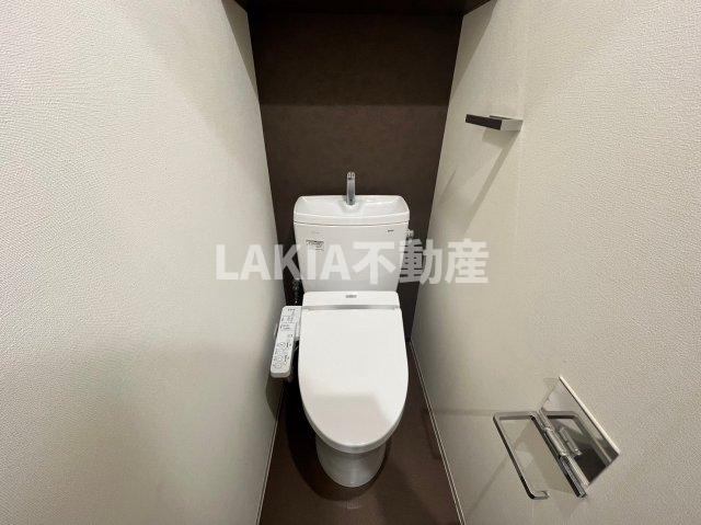 トイレ　退去予定の為、別部屋の写真となります。