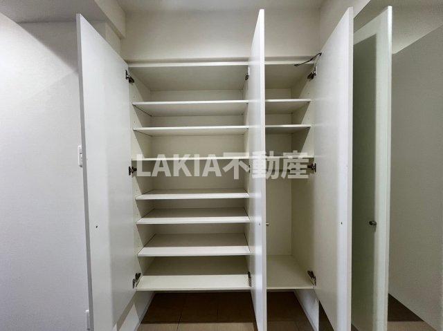 収納　退去予定の為、別部屋の写真となります。