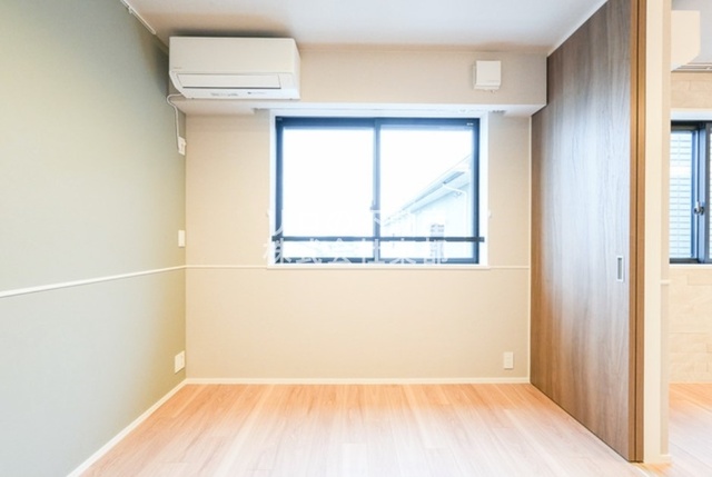 その他部屋・スペース　流行のアクセントクロスでおしゃれなお部屋◎