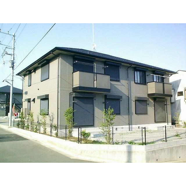 建物外観　防音性や耐震性が優れている軽量鉄骨造の建物です。