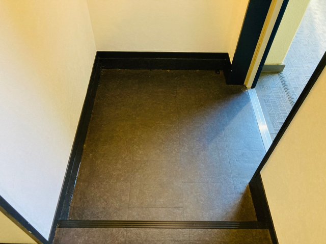 玄関　第二戸嶋屋ビル