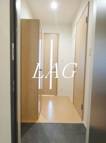 玄関　玄関です。